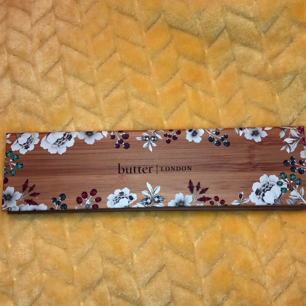 Butter LONDON Natural Goddess Eye Shadow Palette